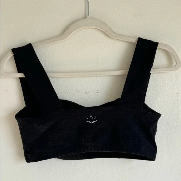 Beyond yoga cropped space dye bra